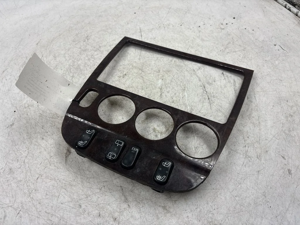 Seat heating switch – Mercedes-Benz ML-Class W163 (1997-2005)