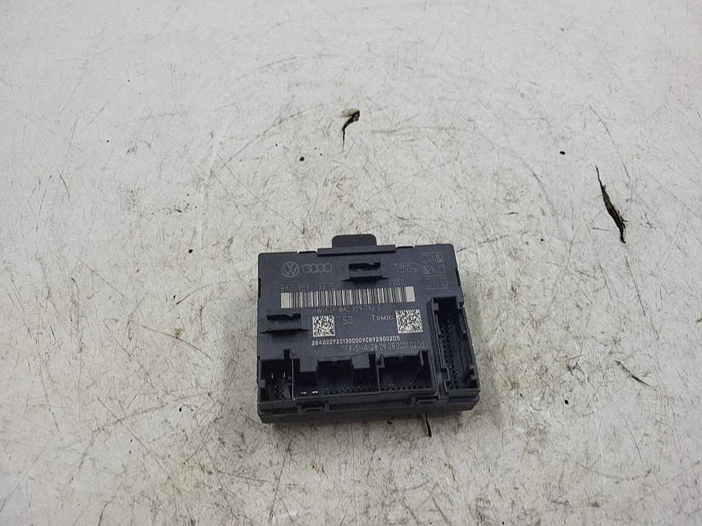Door control unit/module 8K0959792E