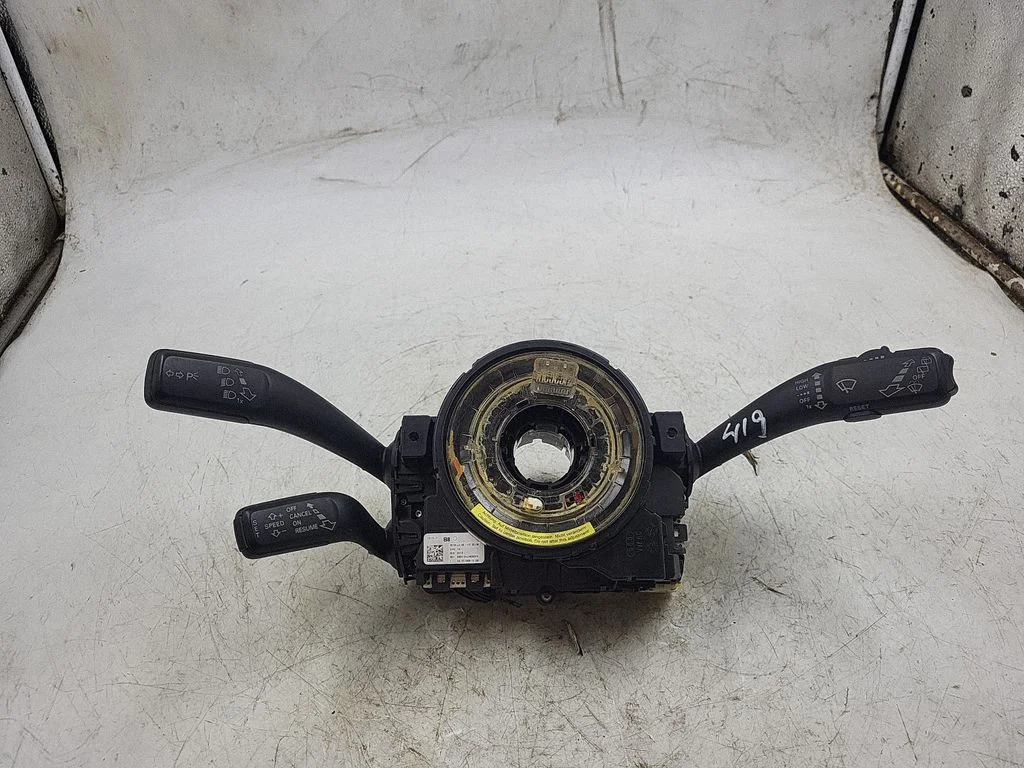 Wiper turn signal indicator stalk/switch 8K0953568F