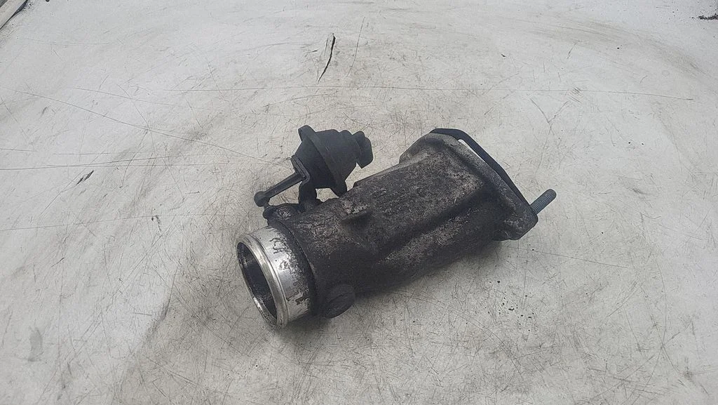 Throttle valve 4B0145960