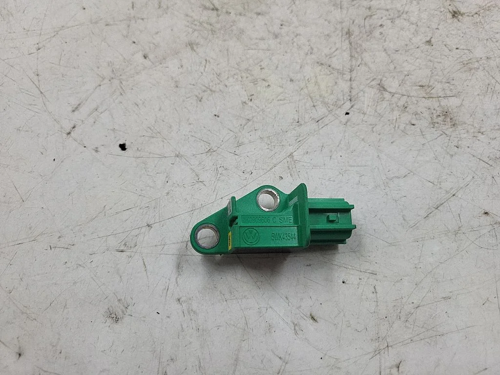 Drošības spilvenu trieciena sensors 1K0909606C
