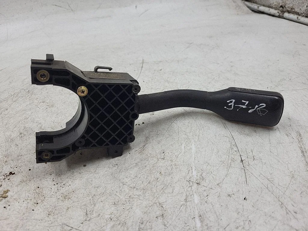 Wiper control stalk 8D9953503