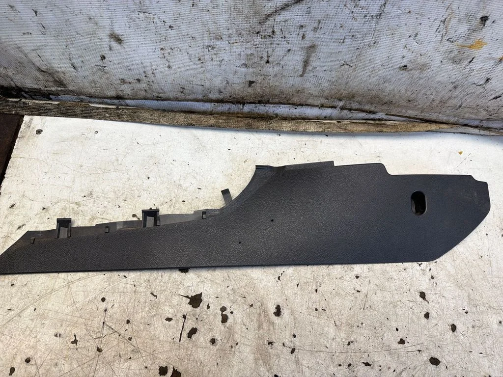 Other sill/pillar trim element – Volkswagen Golf Plus (2005-2013)