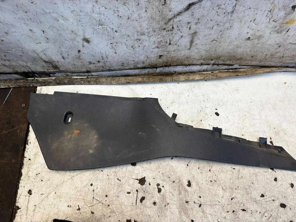 Other sill/pillar trim element – Volkswagen Golf Plus (2005-2013)