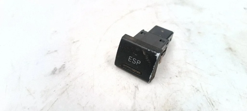 ESP (stabilumo sistemos) jungtukas