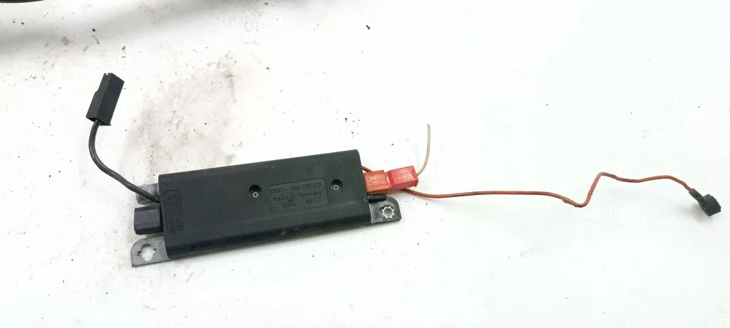 Antenos valdymo blokas