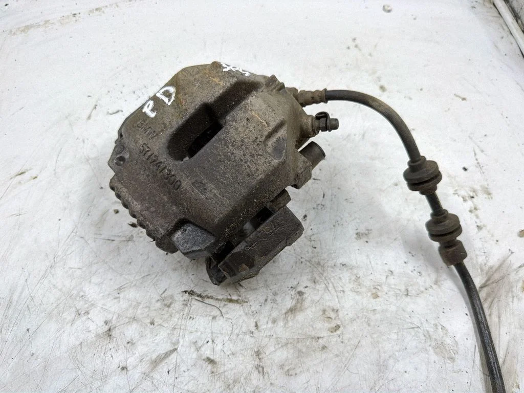 Front brake caliper – BMW 3 Series E90 E91 (2005-2012)