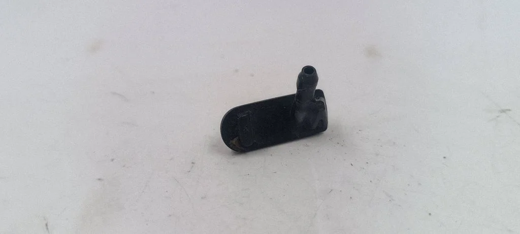 Langų skysčio purkštukas (-ai) priekinio stiklo