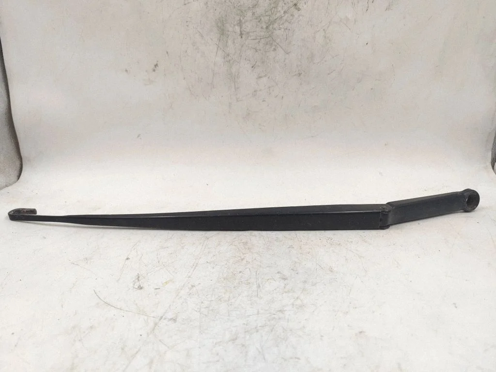 Front wiper blade arm 61617007128