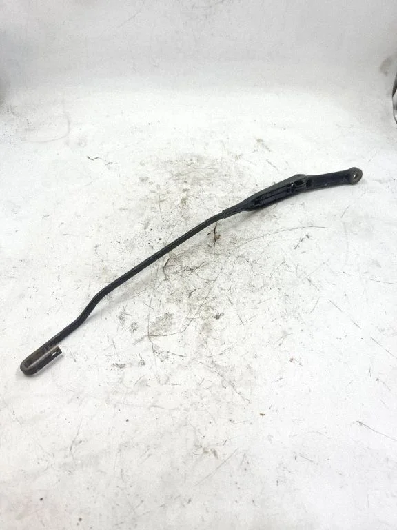 Front wiper blade arm 8D1955408A