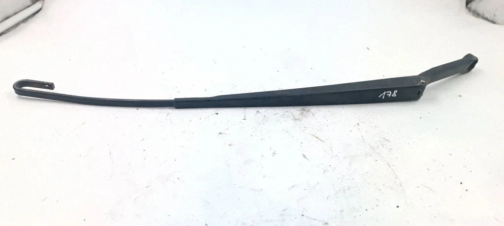 Front wiper blade arm 4B1955408A