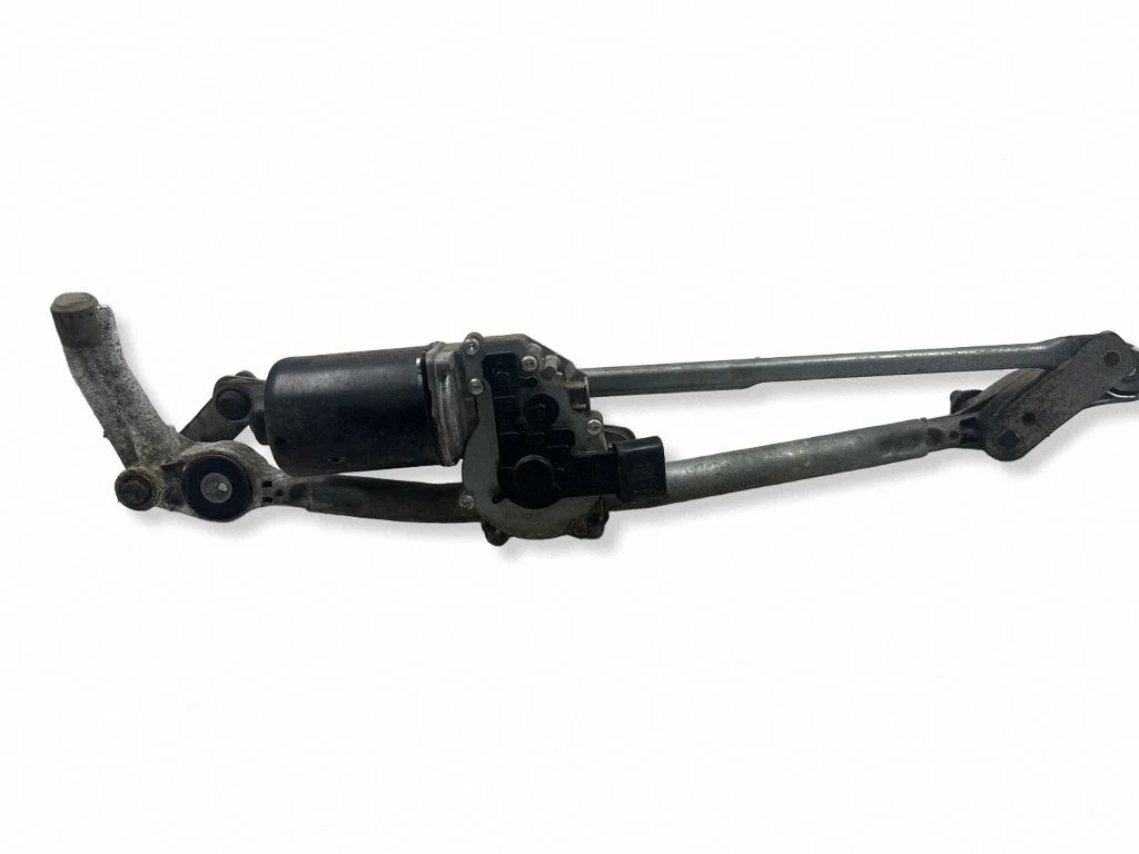 Front wiper linkage and motor