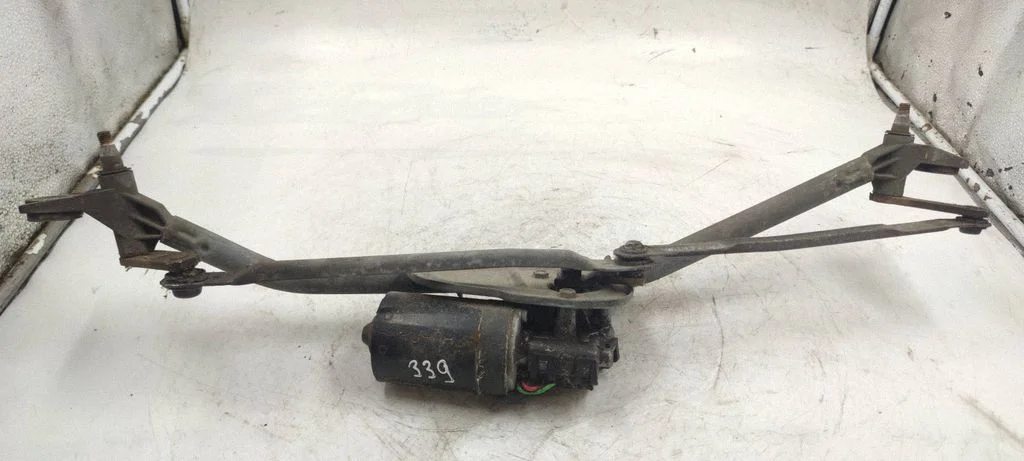 Front wiper linkage and motor 8d1955023