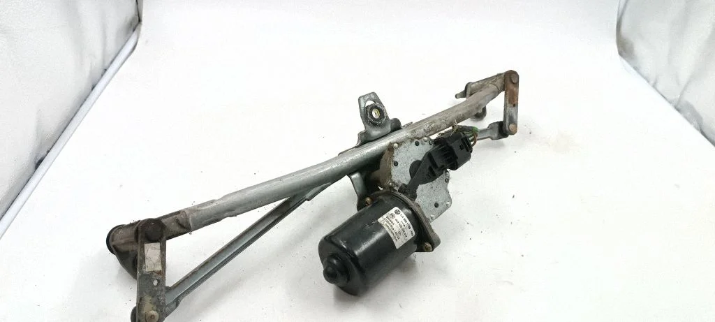 Front wiper linkage and motor 1J1955113B