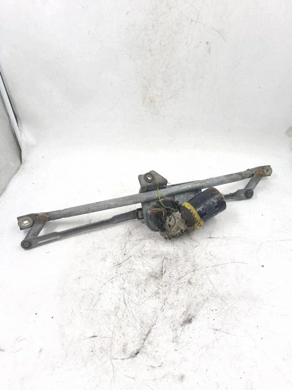 Front wiper linkage and motor 8D1955023