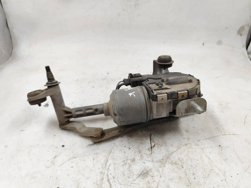 Mechanizm wycieraczek z silniczkiem – Volkswagen Touran I (2003-2010)
