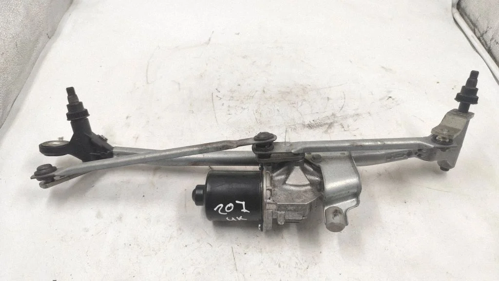 Front wiper linkage and motor 719303701