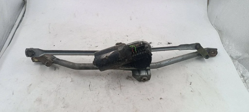 Front wiper linkage and motor 8D1955603A