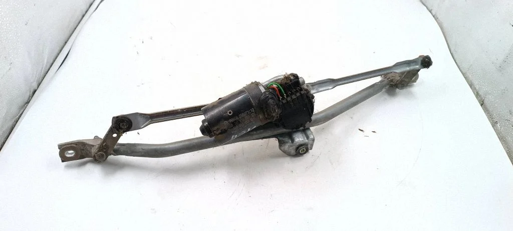 Front wiper linkage and motor – Audi A4 S4 B5 8D (1994-1999)