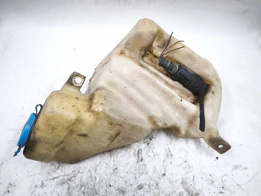 Windshield washer fluid reservoir/tank 8D0955453B