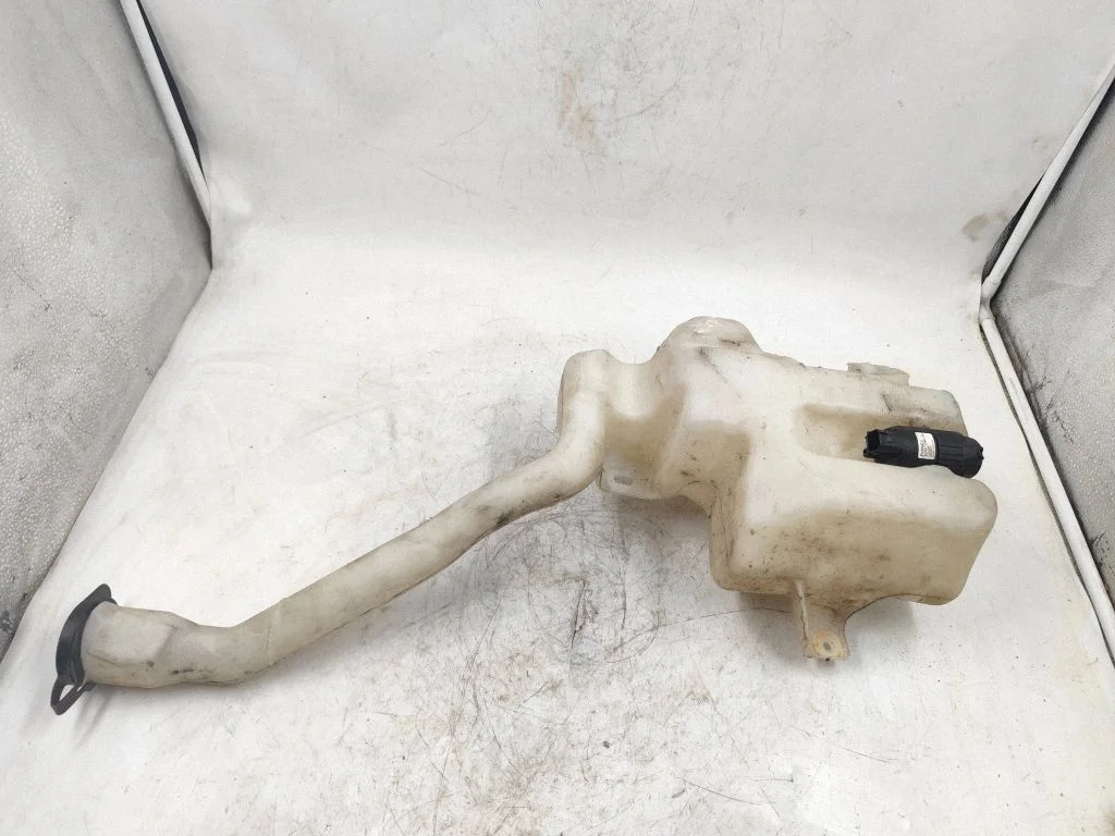 Windshield washer fluid reservoir/tank BA5317B613AB
