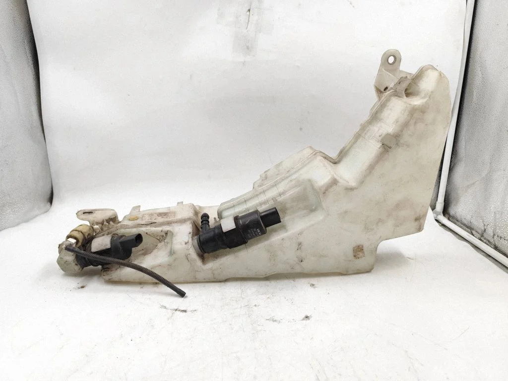 Windshield washer fluid reservoir/tank 4F0955453