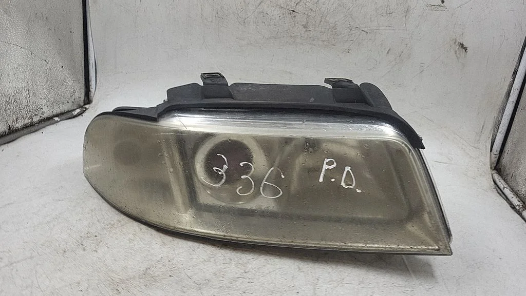 Headlight/headlamp 89300381
