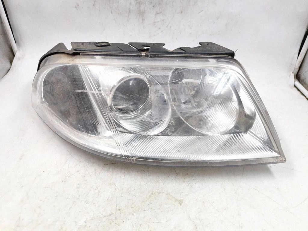 Headlight/headlamp 3019310