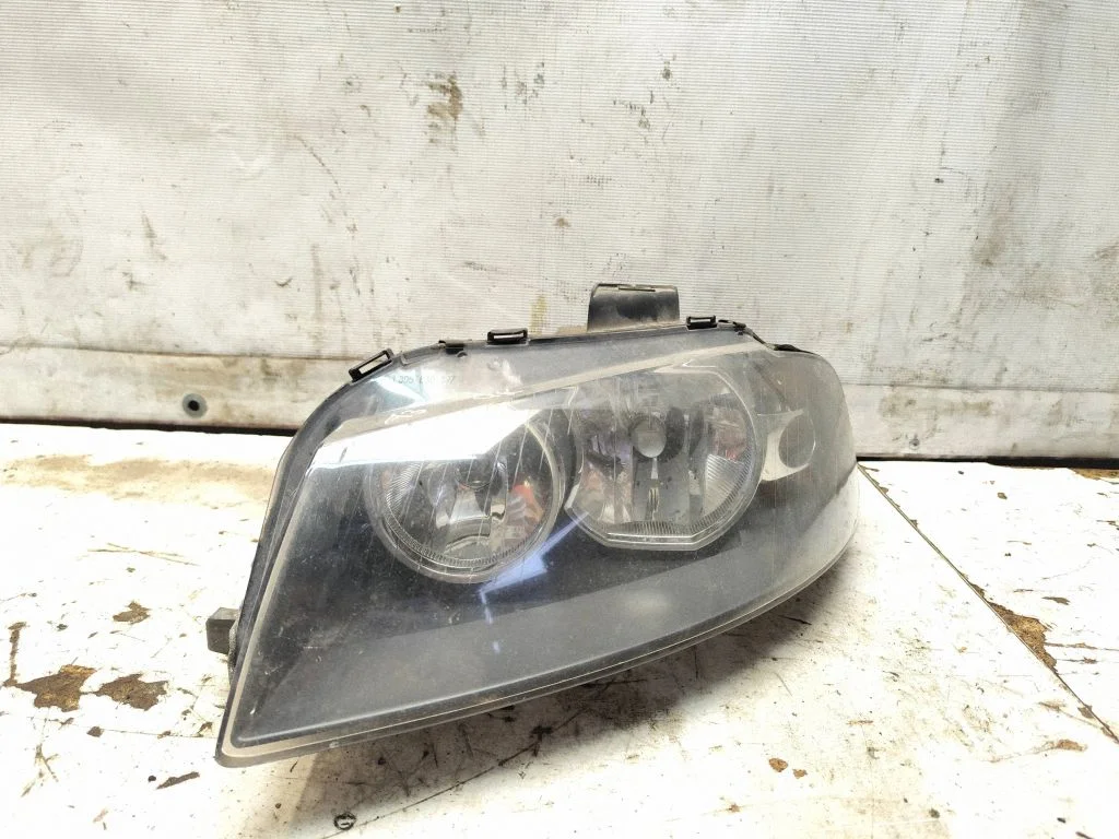 Headlight/headlamp 8P0941003L