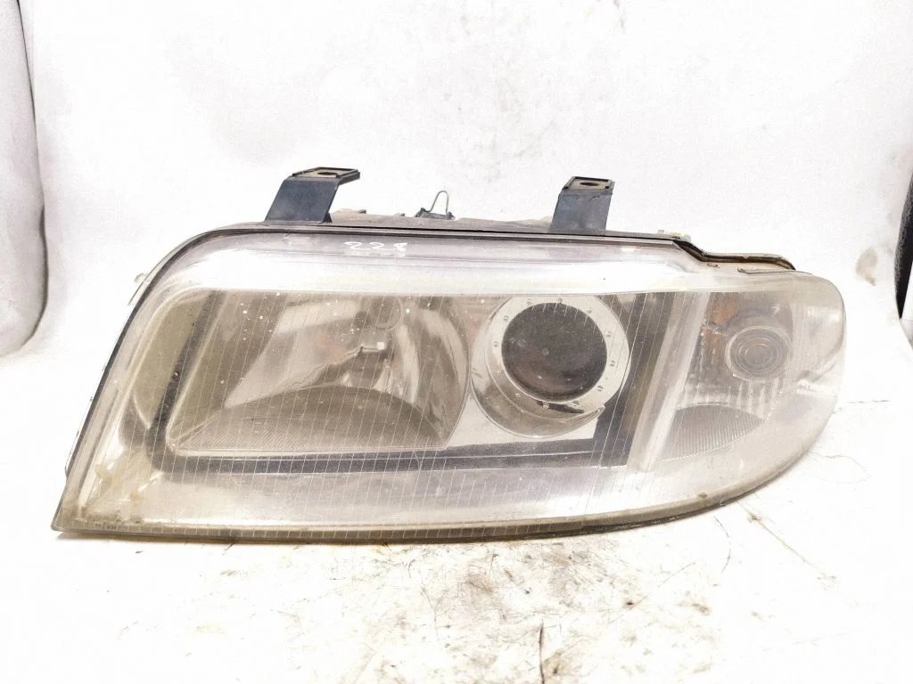 Esituli 084411137L