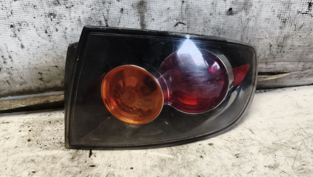 Rear/tail lights 082161965R