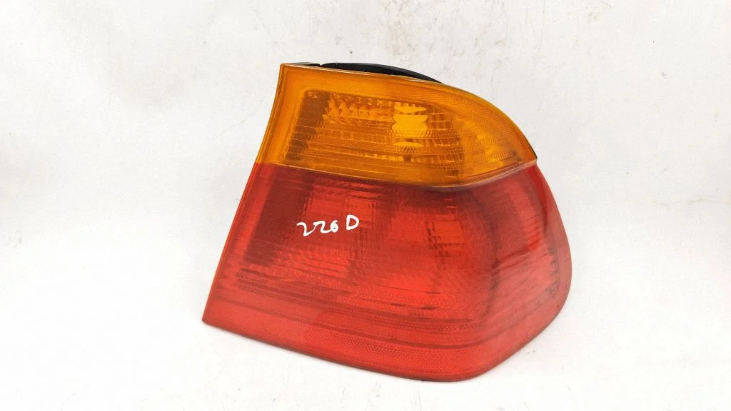 Rear/tail lights 8364922