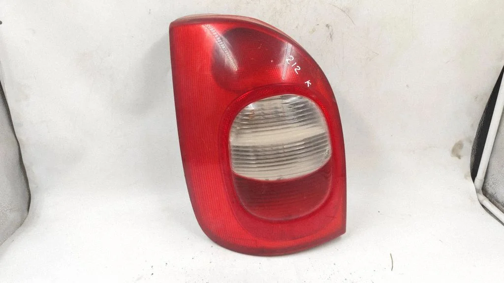 Lampa tylna w błotniku 9631564080