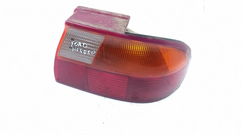 Rear/tail lights 93BG13A602AB