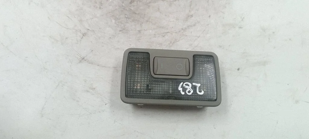 Rear seat light – Audi A4 S4 B6 8E 8H (2001-2005)