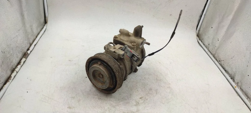 Air conditioning (A/C) compressor (pump) – Chrysler Grand Voyager III (1995-2000)
