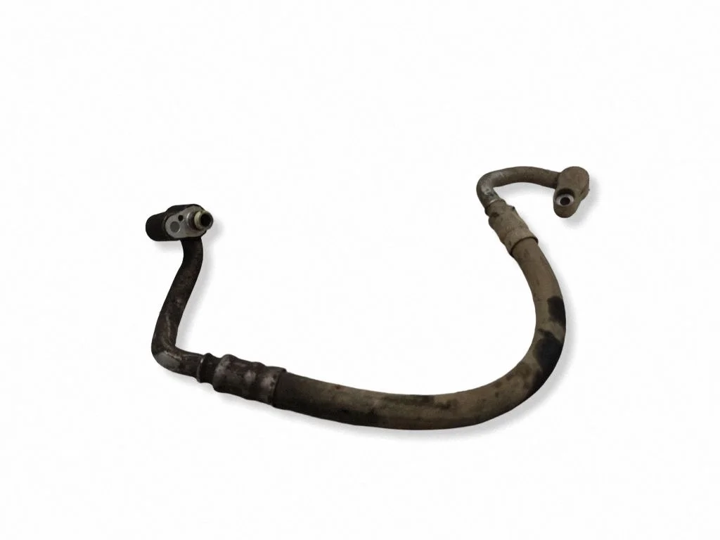 Air conditioning (A/C) pipe/hose