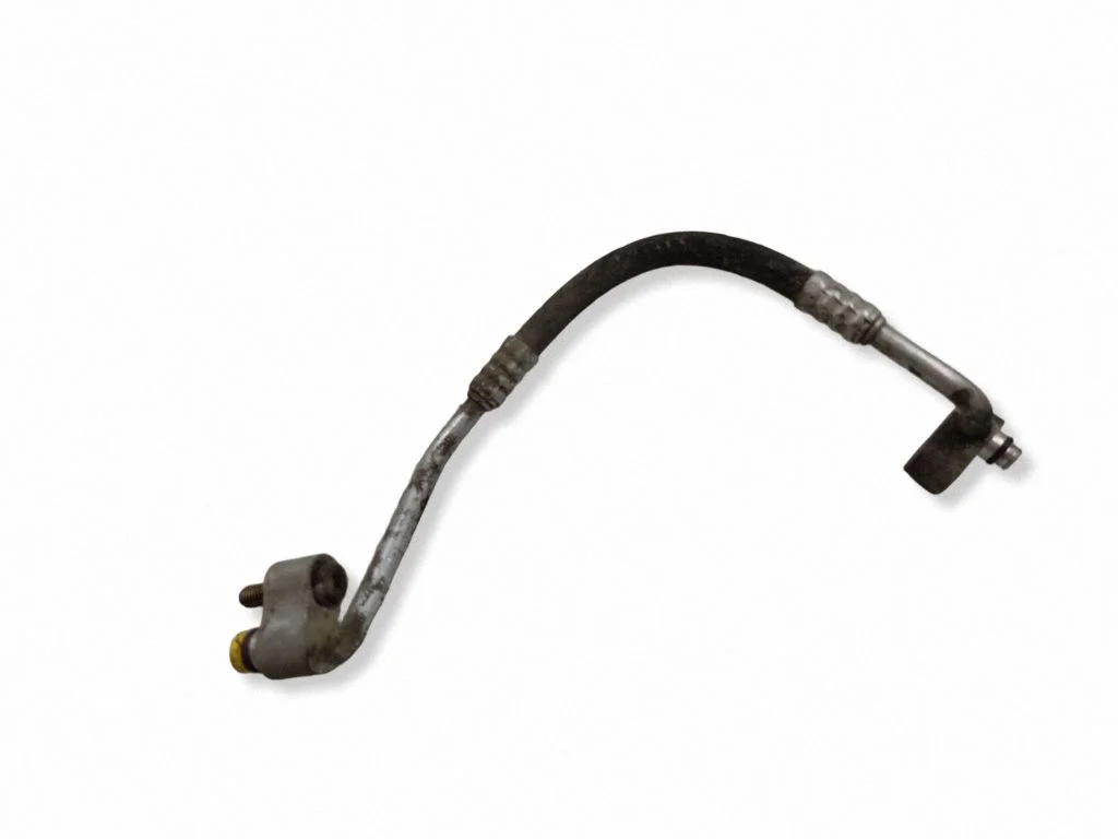 Air conditioning (A/C) pipe/hose