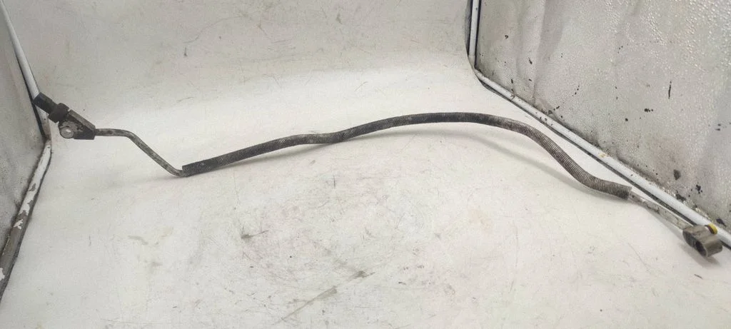 Air conditioning (A/C) pipe/hose