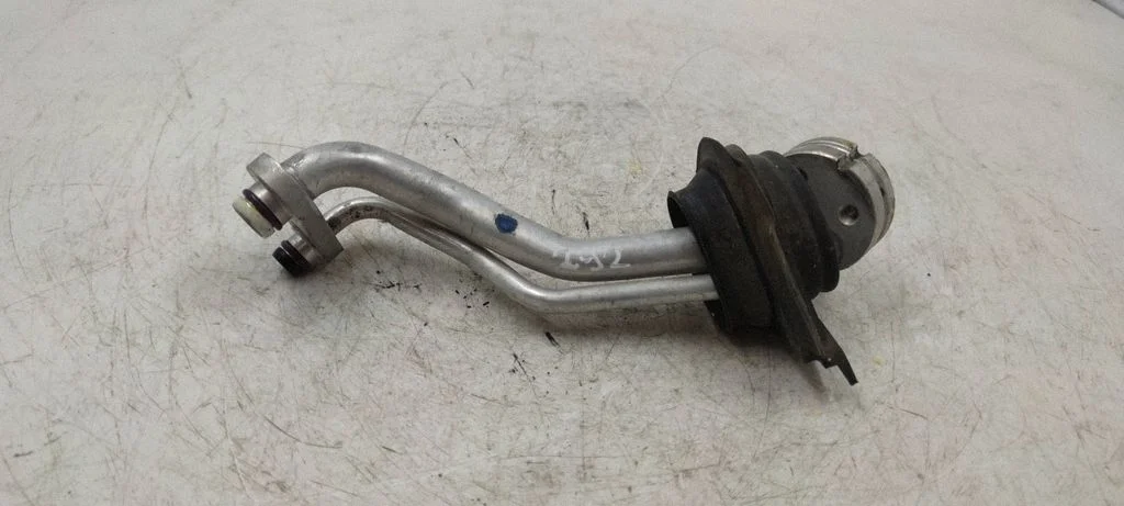 Air conditioning (A/C) pipe/hose 6908907