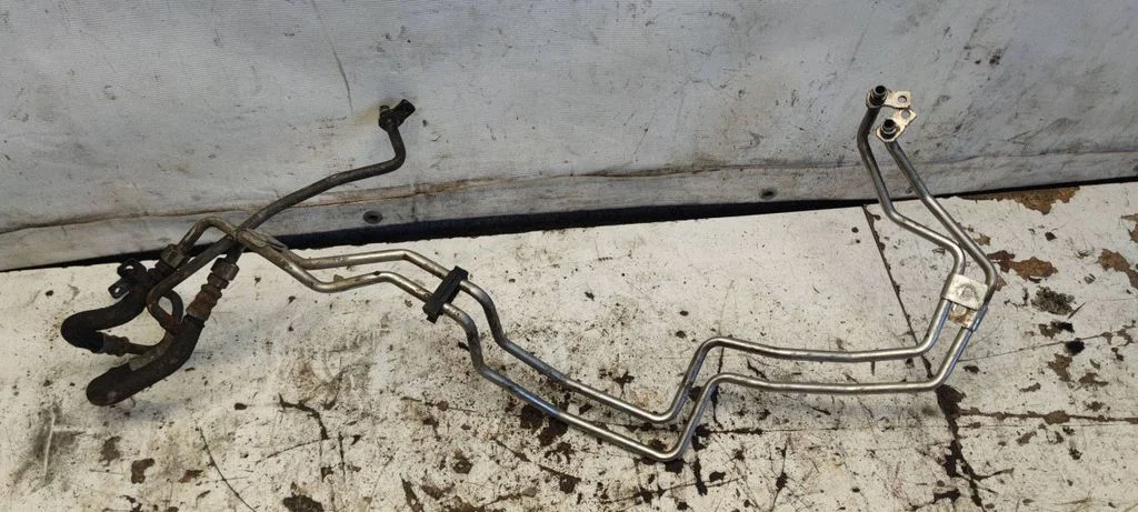 Air conditioning (A/C) pipe/hose