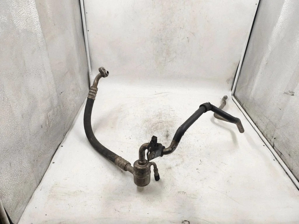 Air conditioning (A/C) pipe/hose 1J0820769