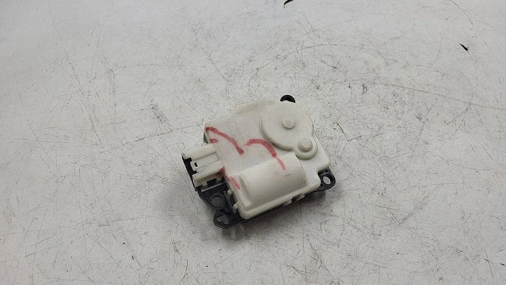 Gaisa aizvara motoriņš/aktuators