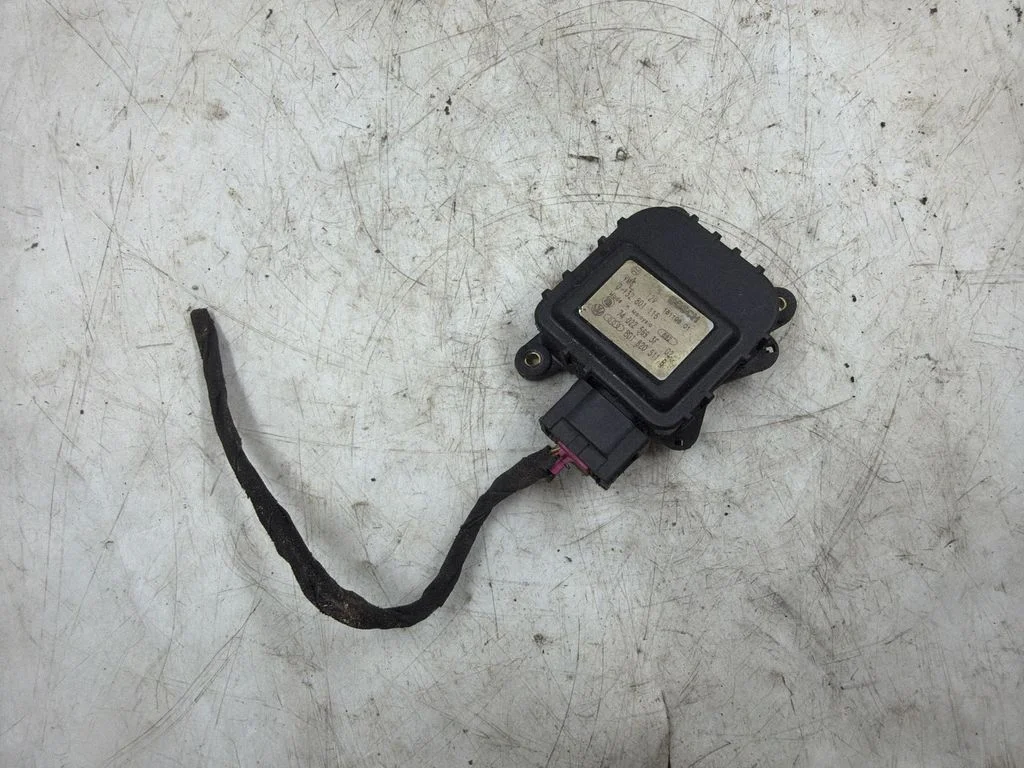 Air flap motor/actuator 8D1820511B