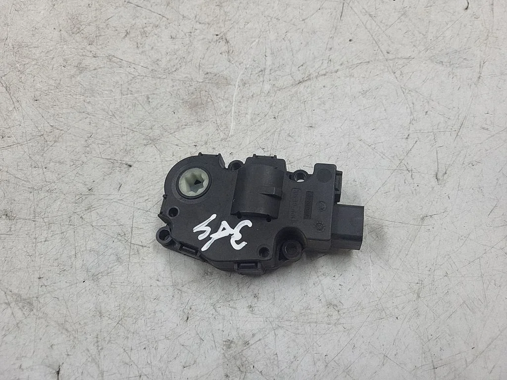 Gaisa aizvara motoriņš/aktuators