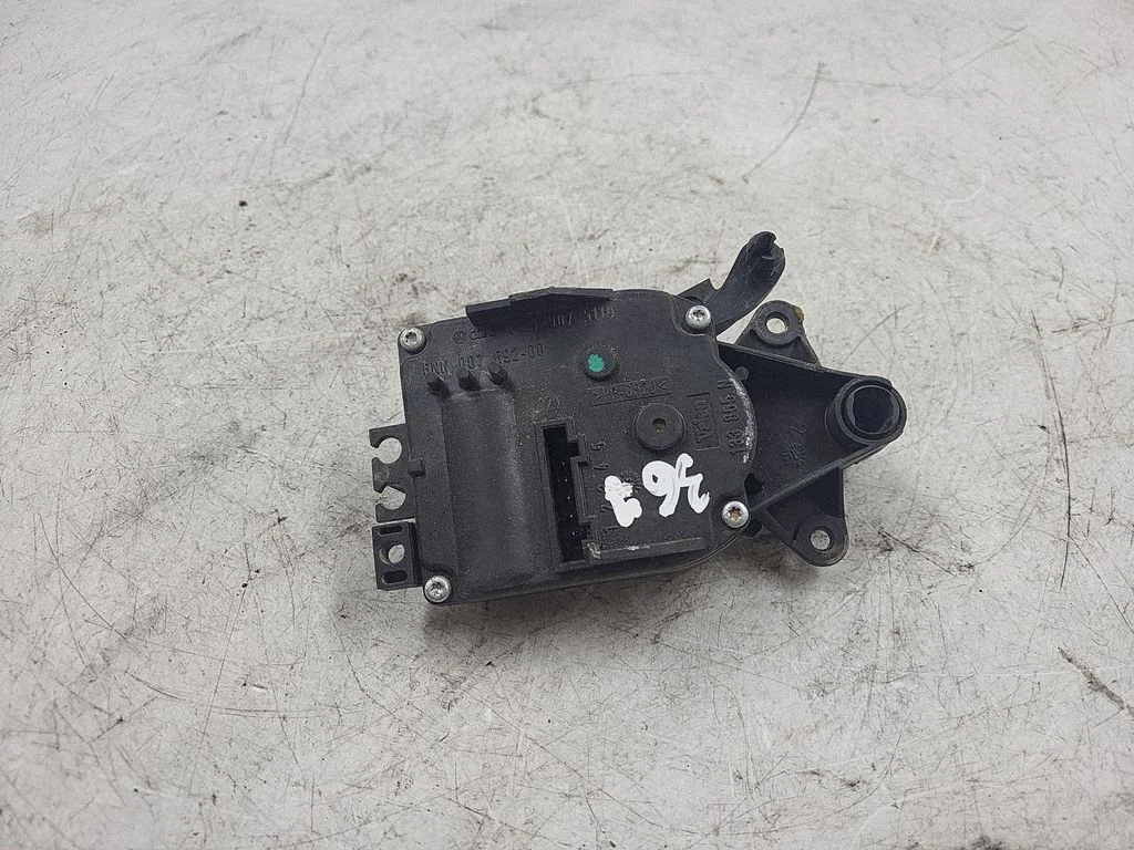 Air flap motor/actuator 1J1907511