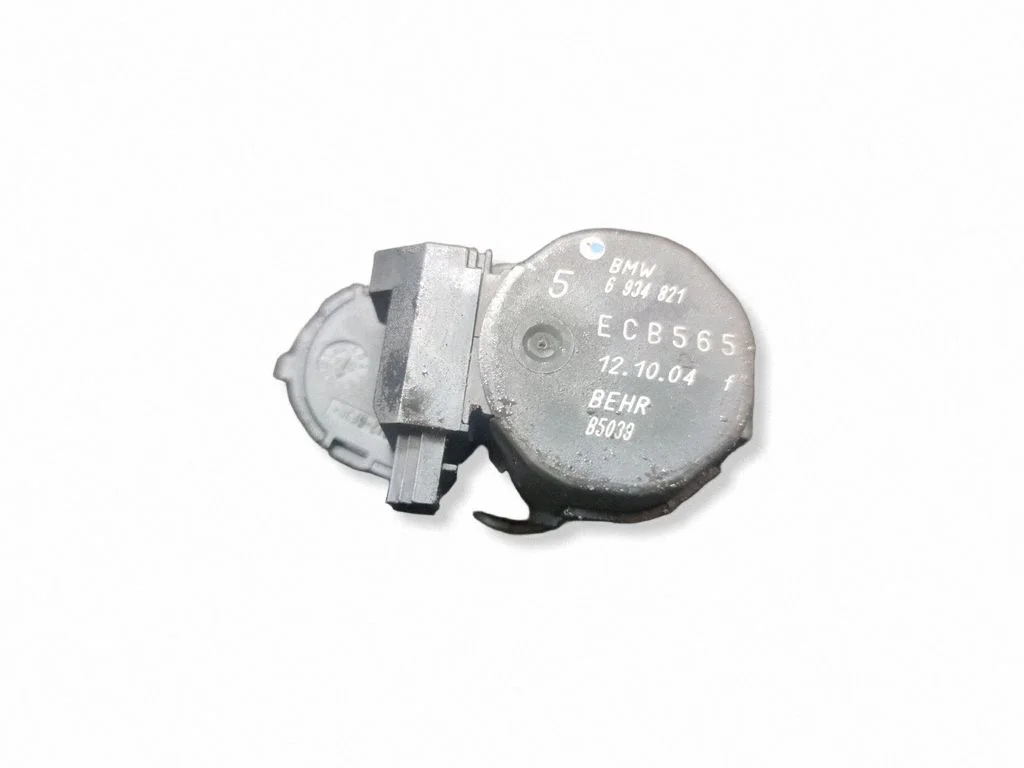Air flap motor/actuator 6934821