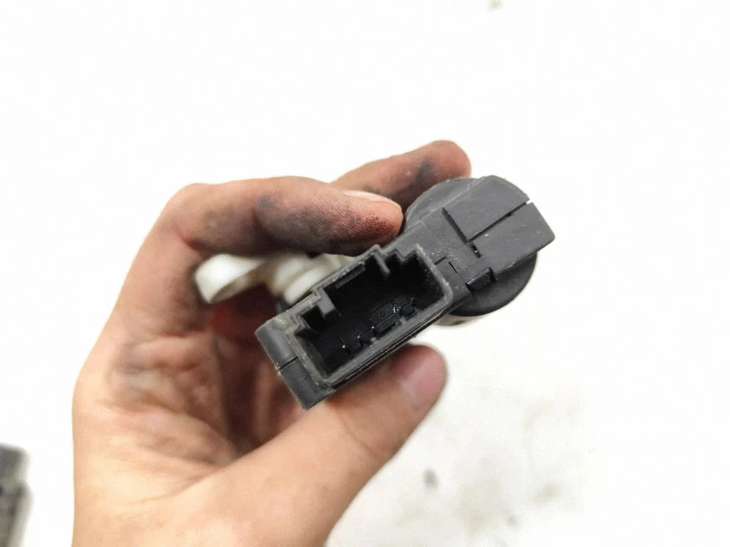 Air flap motor/actuator 4F0820511B