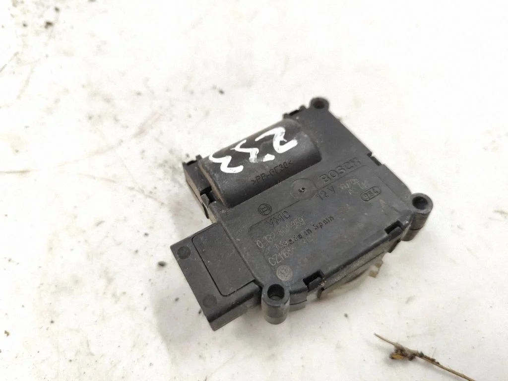 Air flap motor/actuator 4F0820511A