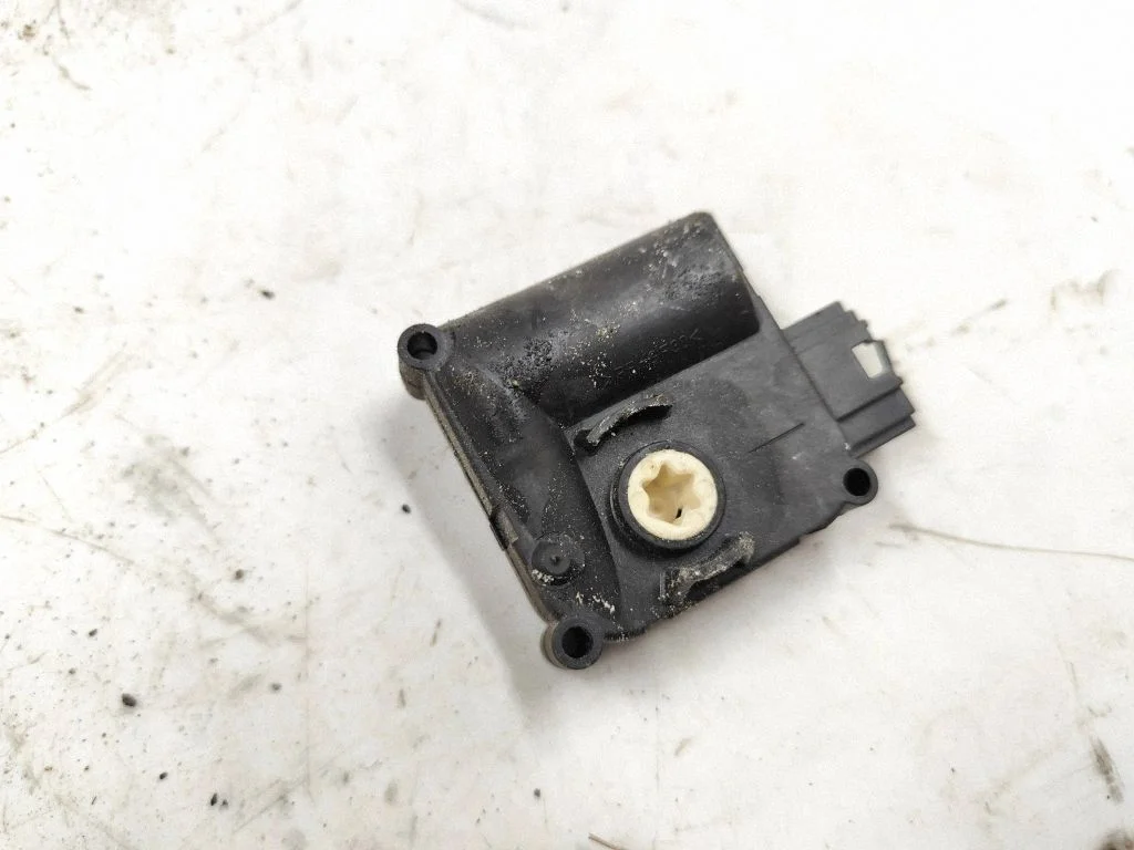 Air flap motor/actuator 4F0820511A